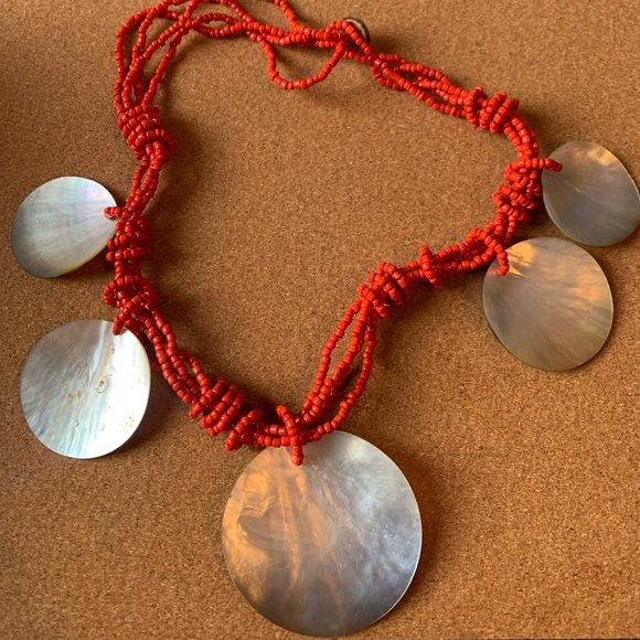 Australian Artisan-made Beaded Shell Necklace - Picture 2 of 2